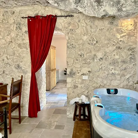 Albanazzo With Jacuzzi Near The Sandy *