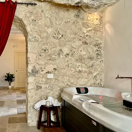 Apartment Albanazzo With Jacuzzi Near The Sandy Avola
